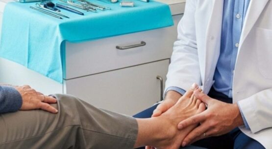 Heel Pain Specialist | Expert Podiatrist and Heel Pain Treatment First-Line Conservative Care